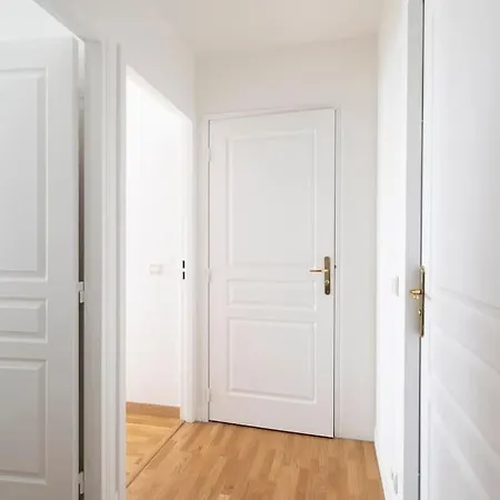 Apartment - Portes De Paris